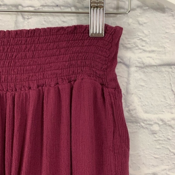 MOSSIMO Flowy Floral Embroidered Ruffle Shorts - Picture 6 of 9